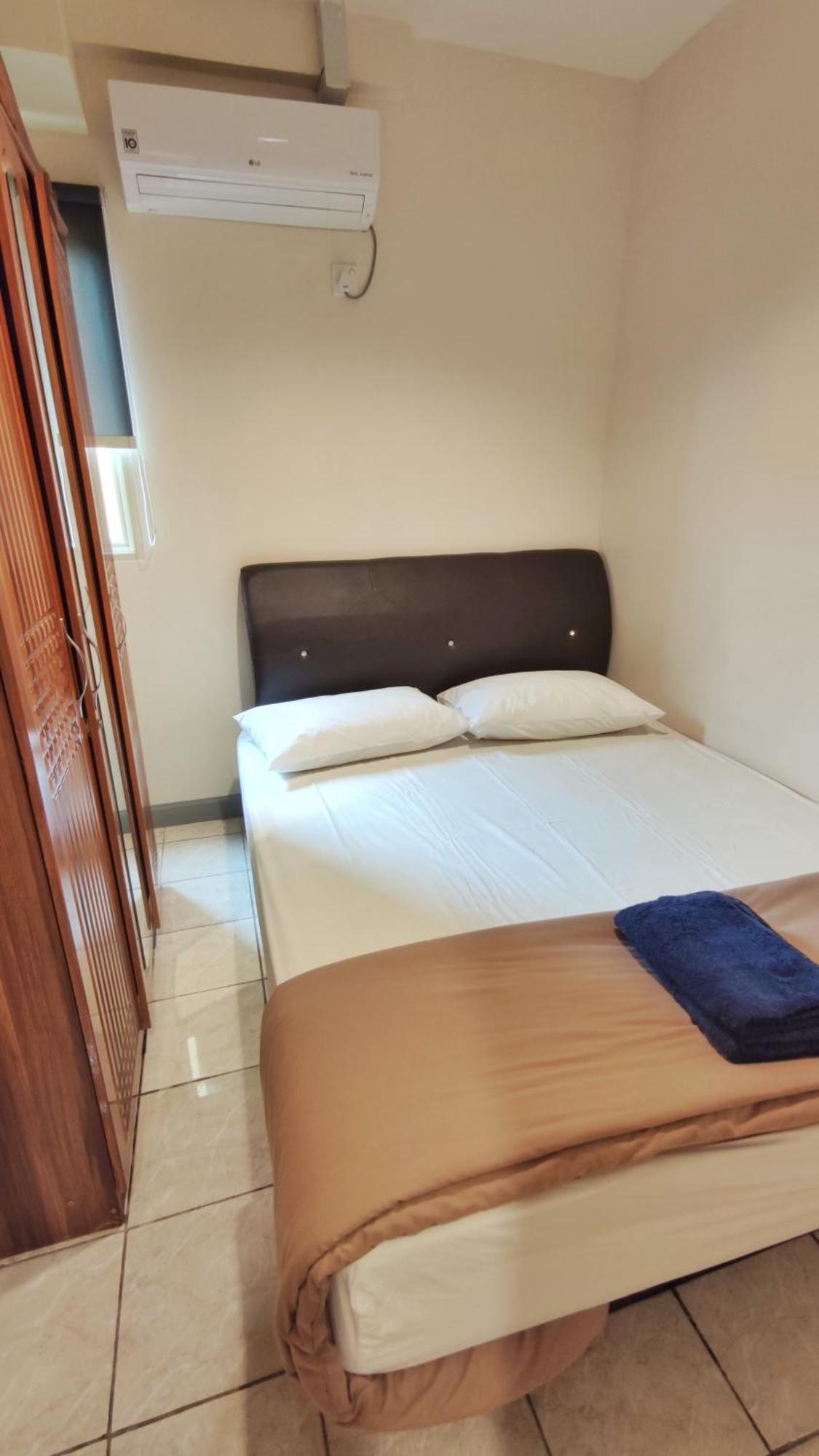Queen Victoria Apartment Batam 객실 사진