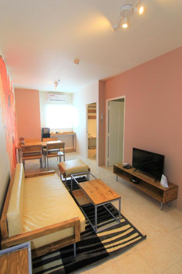 Queen Victoria Apartment Batam 외부 사진