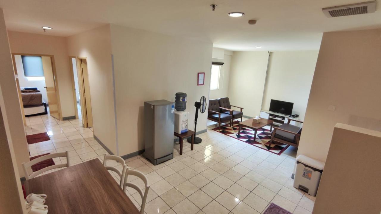 Queen Victoria Apartment Batam 외부 사진